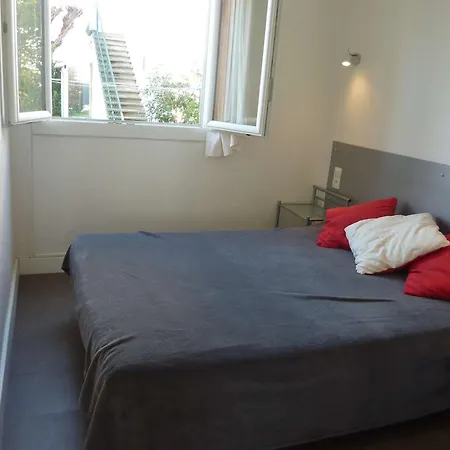 : 6 Pers Avec Terrasse, Parking Et Option Internet - Fr-1-387-159 *