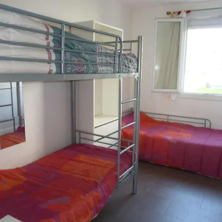 : 6 Pers Avec Terrasse, Parking Et Option Internet - Fr-1-387-159 Lejlighed *